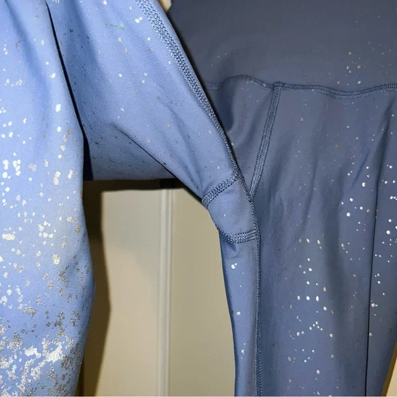 Beyond Yoga Alloy Ombre 7/8 Leggings in Excellent Condition - Picture 4 of 8